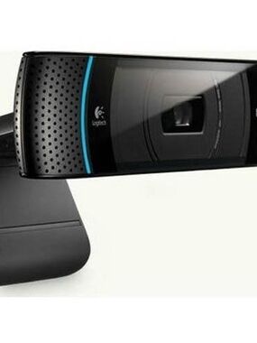 Logitech Webcam in Black with Cyan Accent